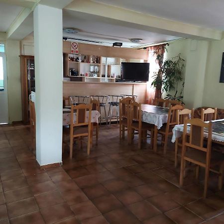 Pensiune Casa Barcaru Azuga Buitenkant foto